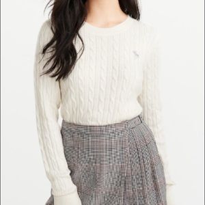 Cable Knit Icon Crewneck